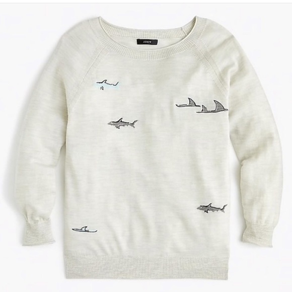 📌 J.Crew Merino Wool Crew Neck Shark Sweater - Picture 2 of 4